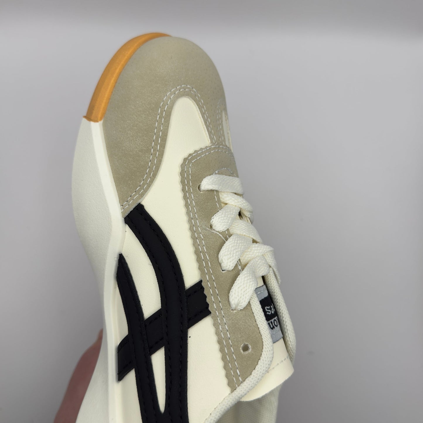 2025 Women's Sneakers Outdoor