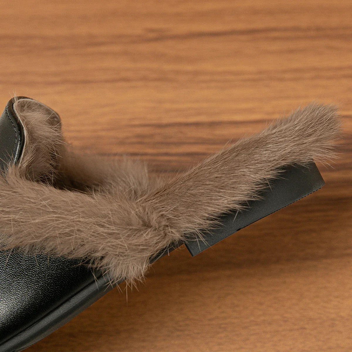 Pucc - Fluffy Loafers | VIP