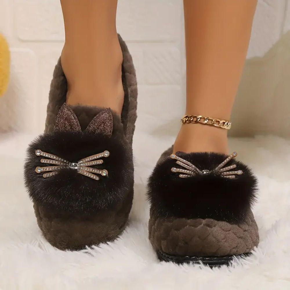 CozyBelle – Plush Orthopedic Slippers