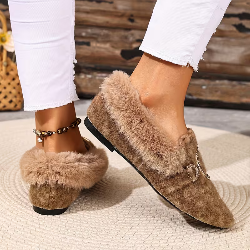 CozyElegance Fur Loafers - Plush Warmth