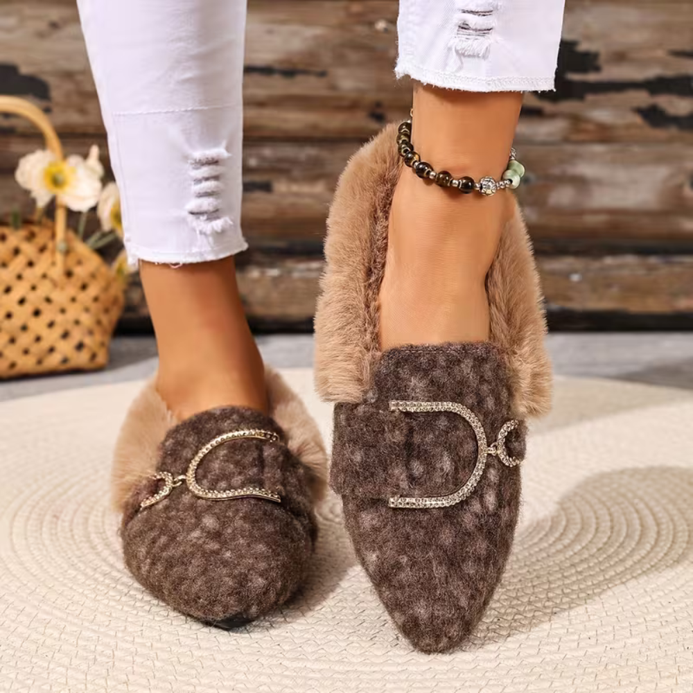CozyElegance Fur Loafers - Plush Warmth